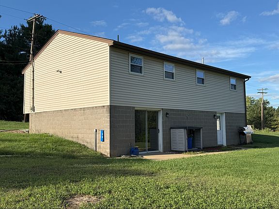 2nd image of 90 Smiley Rd