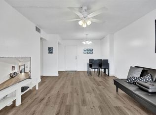 200 172nd St APT 514, Sunny Isles Beach, FL 33160