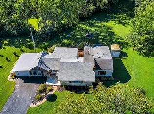 1542 Smizer Mill Rd, Fenton, MO 63026