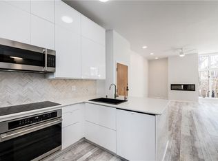 696 Mowbray Arch APT 330, Norfolk, VA 23507