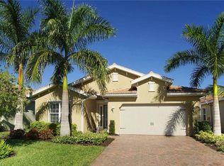 3885 King Williams St, Fort Myers, FL 33916