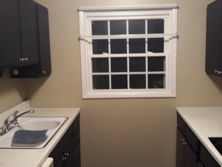 414 Sarah Dr — Photo 13