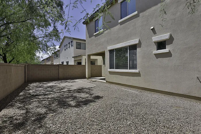 131 E Camino Del Abeto Ave — Photo 21
