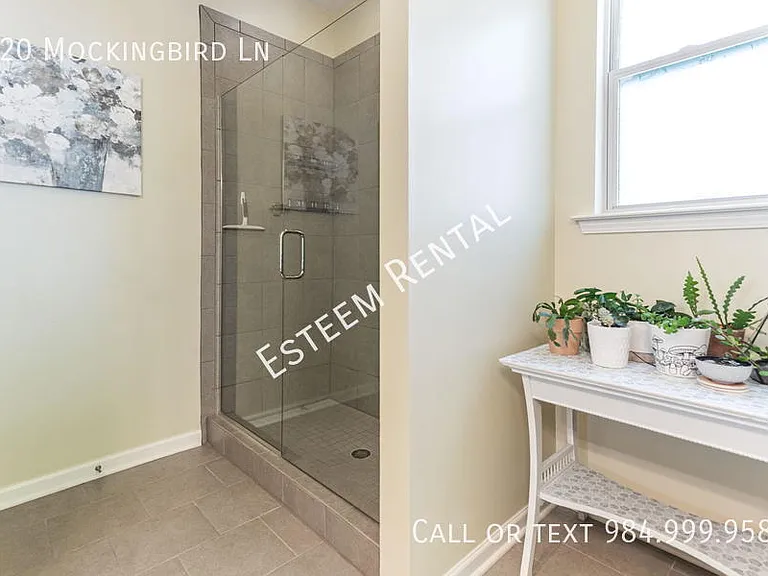 420 Mockingbird Ln — Photo 13