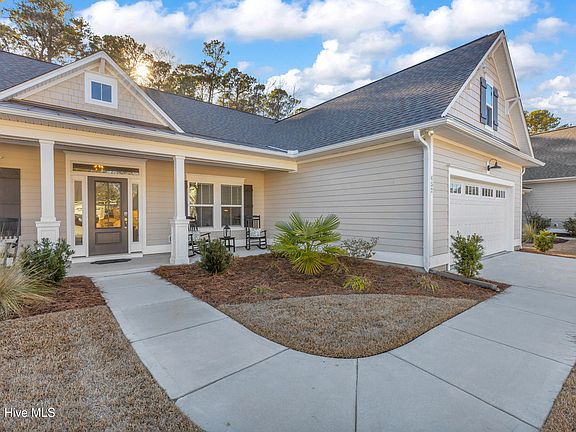 3rd image of 452 Beaumont Oaks Drive