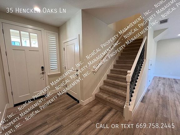 4th image of 35 Hencken Oaks Ln
