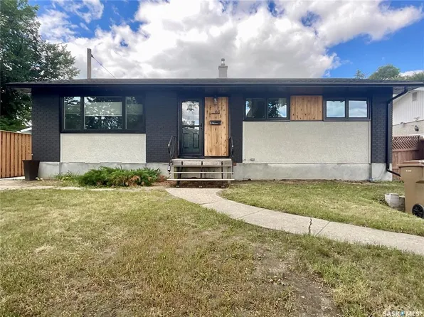 68 Cameron CRESCENT, Regina, SK S4S 2X2