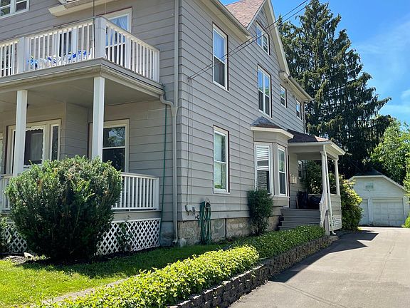 4th image of 148 Park St