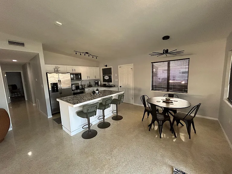 368 Tihami Rd — Photo 25