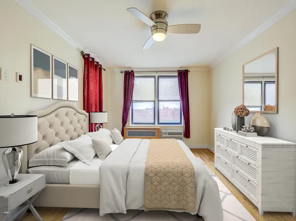 100-25 Queens Boulevard image 25 of 40