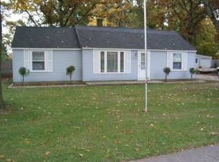 1438 Bauer Rd, Jenison, MI 49428