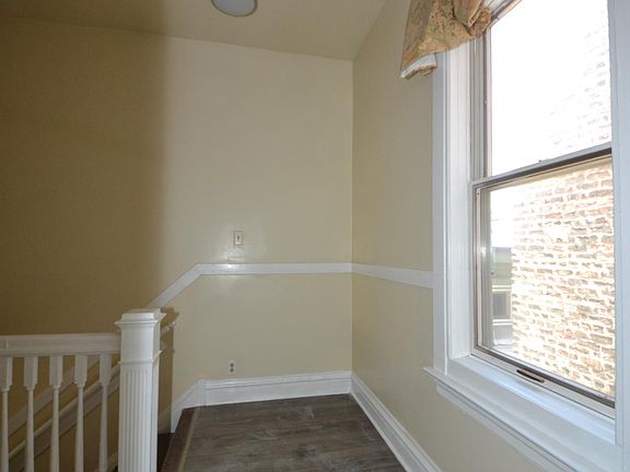 3rd image of 3257 S Emerald Ave #2