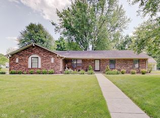 76 Dale Ct, Greenwood, IN