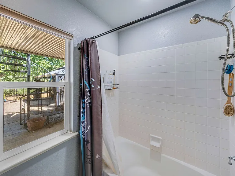 4011 Prairie Falcon Dr — Photo 39