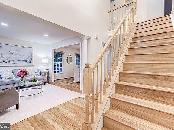 5th image of 44236 Ginghamsburg Pl