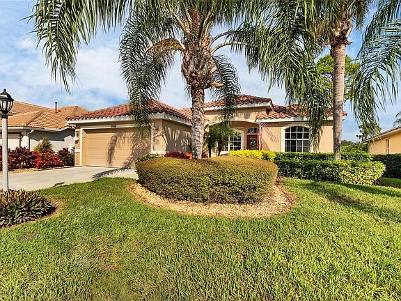2nd image of 3500 Royal Palm Dr