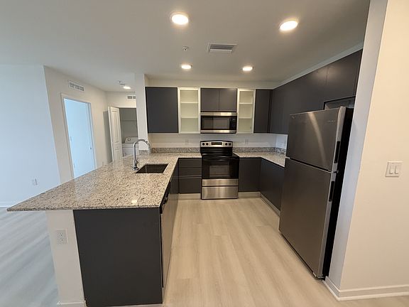 2nd image of 5587 Millenia Blvd