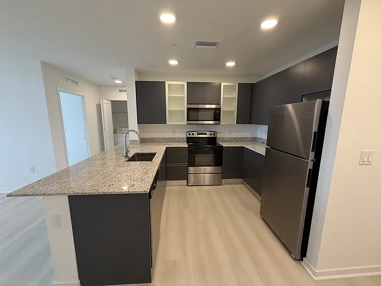 5587 Millenia Blvd — Photo 2