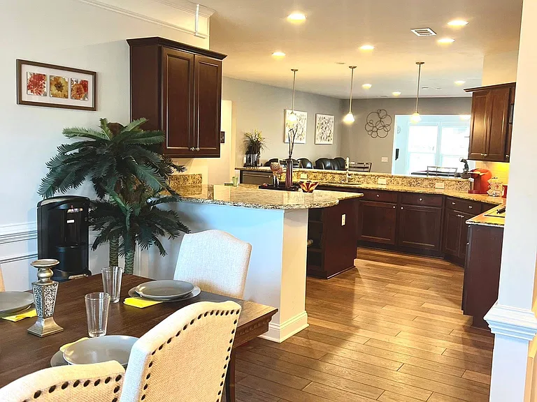 48 Bainbridge Way — Photo 6