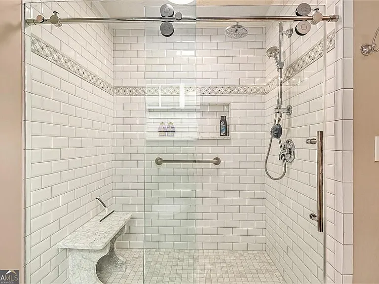 1118 Capital Club Cir — Photo 21