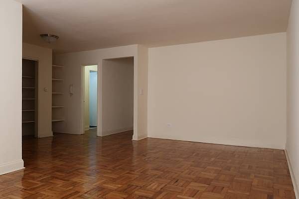 2nd image of 41-10 Bowne St #2X
