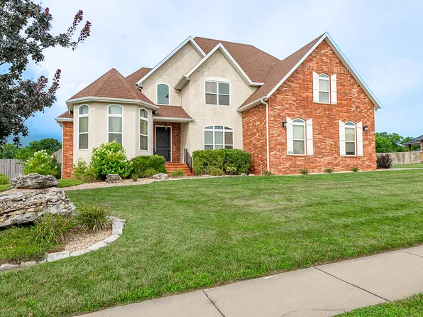 1804 N Patriot Drive, Ozark, MO 65721