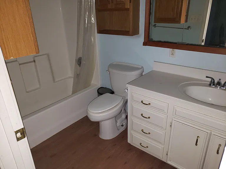 113 E Magnolia St #113A — Photo 5