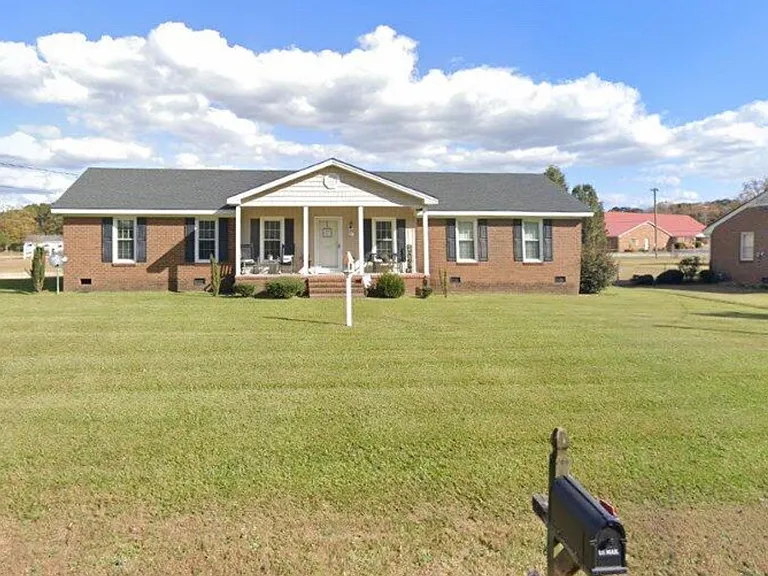 3649 Dunbarton Rd — Photo 1
