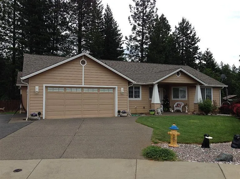 126 Sanger Ln photo 1