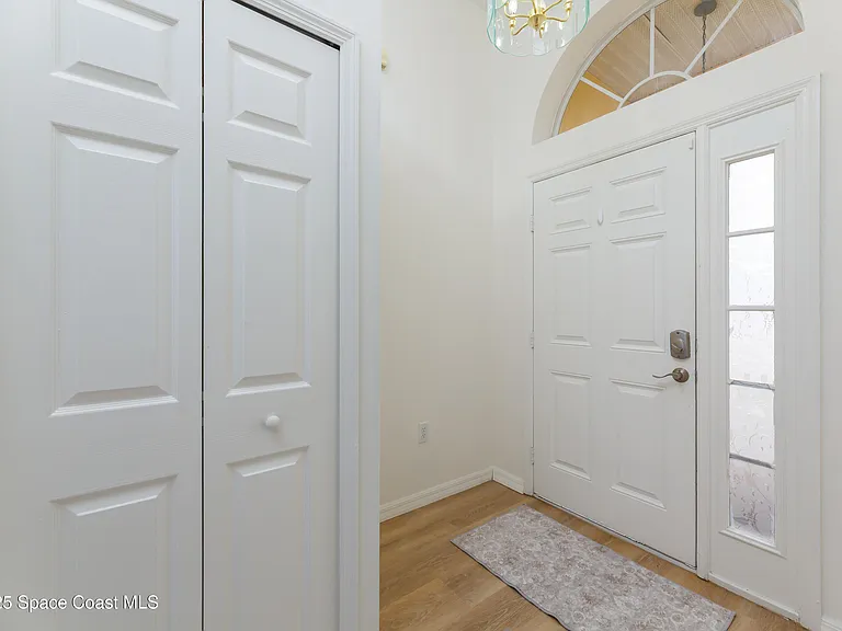 4540 Bellaluna Dr — Photo 7