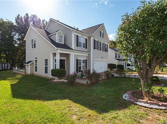 3rd image of 9525 Green Apple Dr