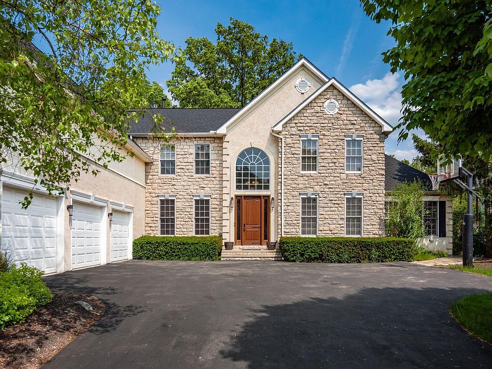 1st image of 6399 Grasslands Ct