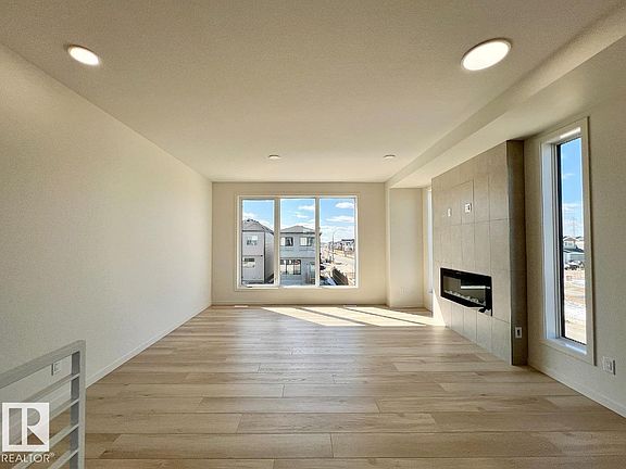 5th image of 124 Westwind Dr
