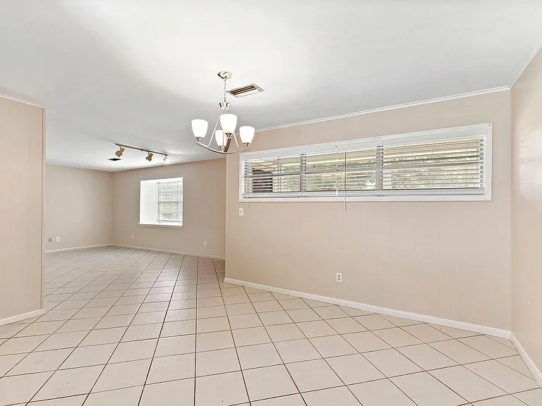5522 Ariel St — Photo 6