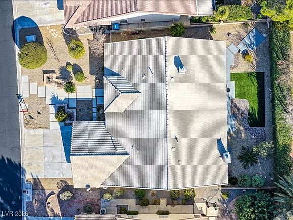 2nd image of 5416 Braemar Dr