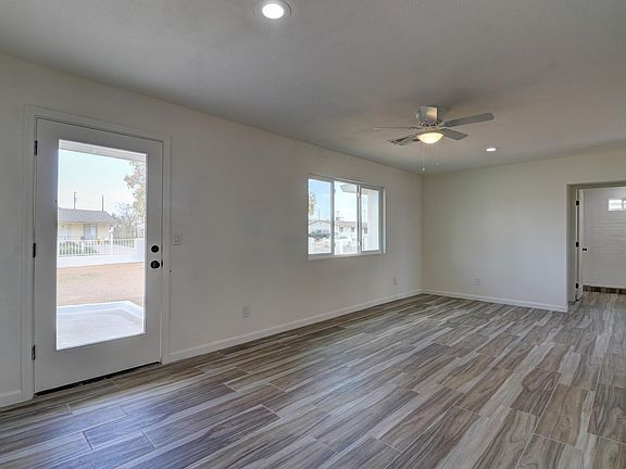 5th image of 10313 E Wood Ave
