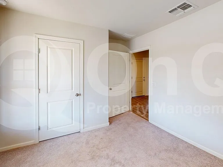 2064 E Velvet Pl — Photo 16