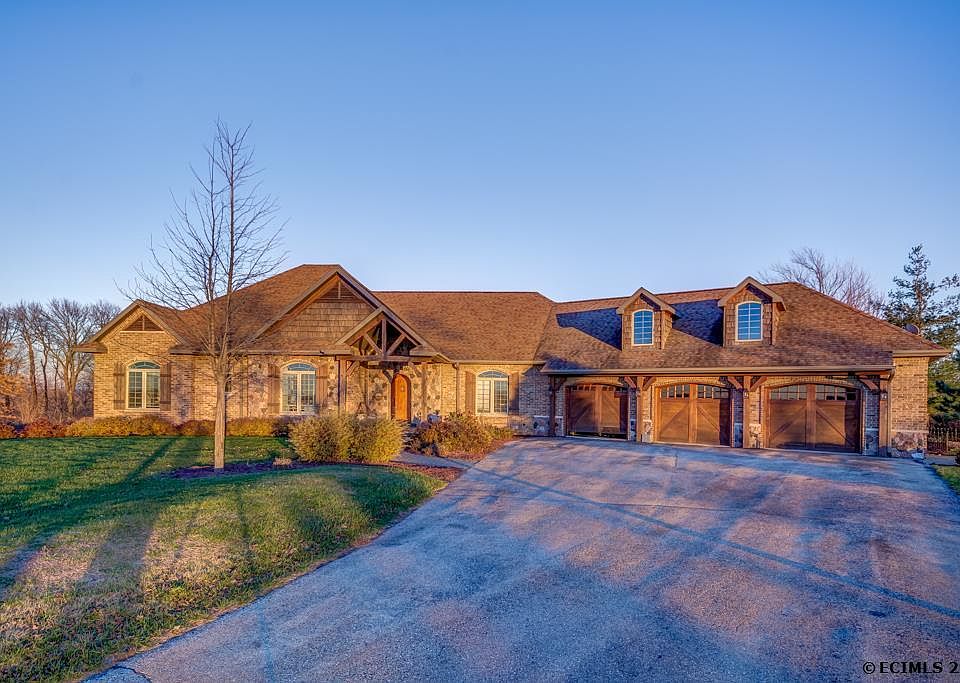 1st image of 10922 Waterford Ln