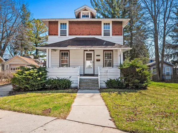 3210 Monroe STREET, Two Rivers, WI 54241