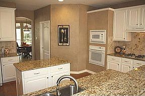 3rd image of 3707 Everton Dr