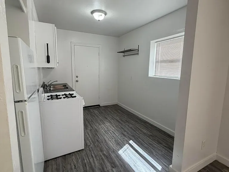 706 W Taylor St #5 — Photo 8