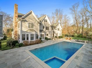 1 Woods End Rd, Darien, CT 06820