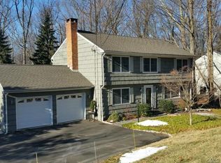 18 Deer Run Rd, Brookfield, CT 06804