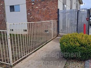4720 E Olive Ave APT D, Fresno, CA 93702