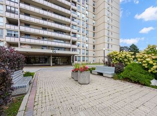 130 Neptune Dr #1104, Toronto, ON M6A 1X5