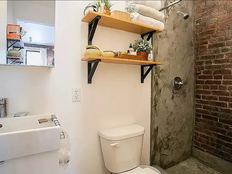 108 Steuben St #2B — Photo 4