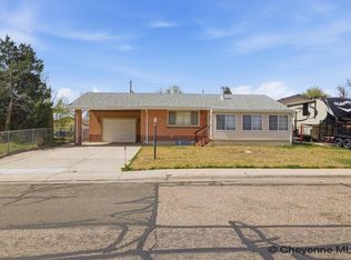 4714 Sagebrush Ave, Cheyenne, WY 82009