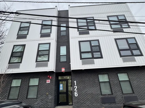 126 Governor St, Paterson, NJ