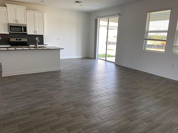 3rd image of 5643 Wood Bridge Pl