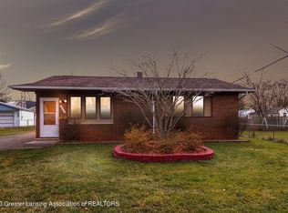 3925 Tennyson Ln, Lansing, MI